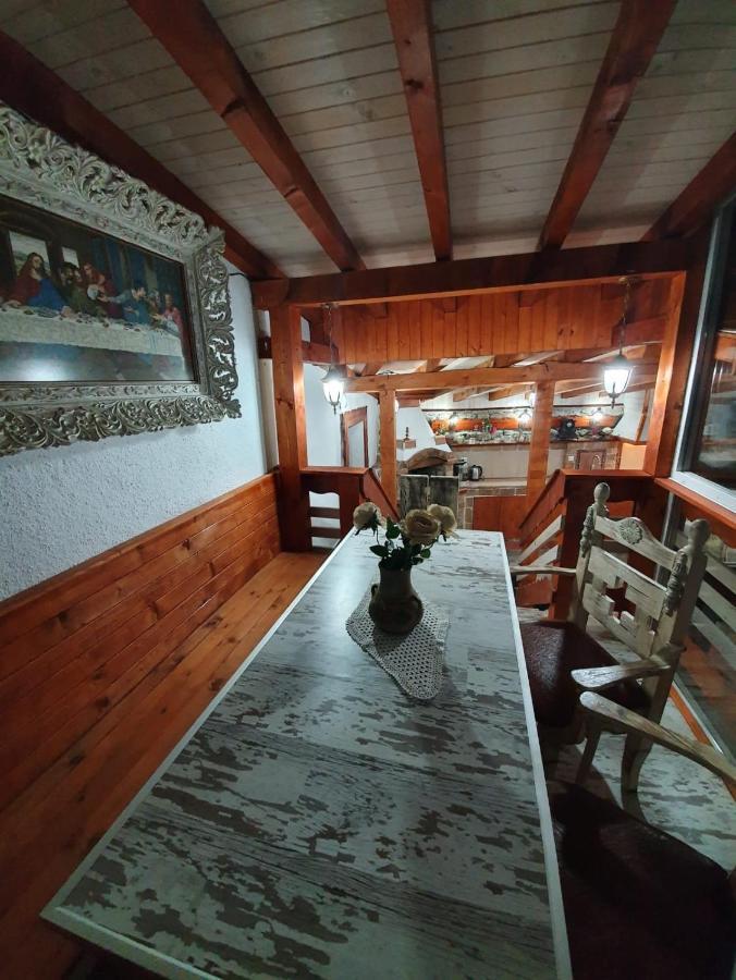 Kashtata S Paraklisa Borovo  エクステリア 写真